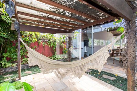 Casa para alugar com 297m², 3 quartos e 8 vagas Casa para alugar com 297m², 3 quartos e 8 vagasGazebo