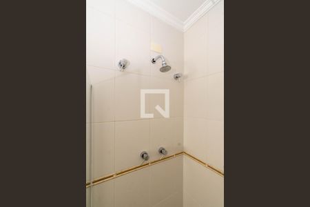 Casa para alugar com 297m², 3 quartos e 8 vagas Casa para alugar com 297m², 3 quartos e 8 vagasBanheiro da Suíte 1