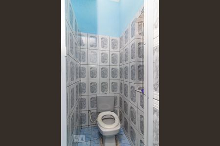 Casa à venda com 400m², 6 quartos e 6 vagas Casa à venda com 400m², 6 quartos e 6 vagasCasa 2 - Banheiro