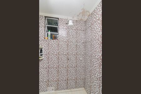 Casa à venda com 400m², 6 quartos e 6 vagas Casa à venda com 400m², 6 quartos e 6 vagasChuveiro