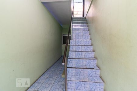 Casa à venda com 400m², 6 quartos e 6 vagas Casa à venda com 400m², 6 quartos e 6 vagasEscada