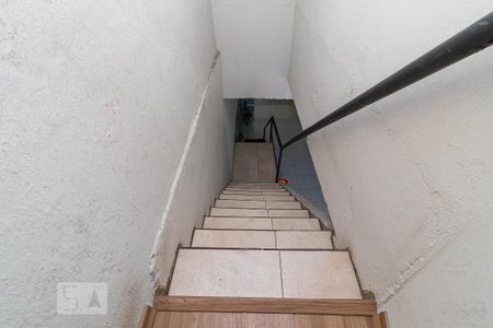 Casa à venda com 400m², 6 quartos e 6 vagas Casa à venda com 400m², 6 quartos e 6 vagasEscada