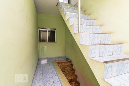 Casa à venda com 400m², 6 quartos e 6 vagas Casa à venda com 400m², 6 quartos e 6 vagasEscada