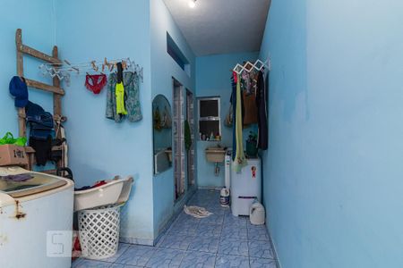 Casa à venda com 400m², 6 quartos e 6 vagas Casa à venda com 400m², 6 quartos e 6 vagasCasa 2 - Área de serviço