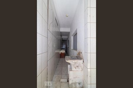 Casa à venda com 400m², 6 quartos e 6 vagas Casa à venda com 400m², 6 quartos e 6 vagasCasa 4 - Área de serviço