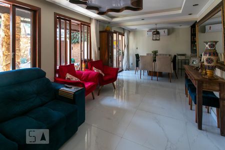 Sala de casa de condomínio à venda com 3 quartos, 120m² em Vargem Pequena, Rio de Janeiro