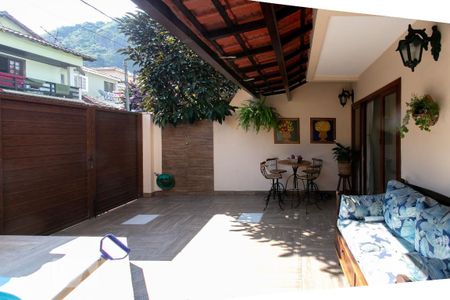 Casa de condomínio à venda com 120m², 3 quartos e 2 vagasVaranda da Sala
