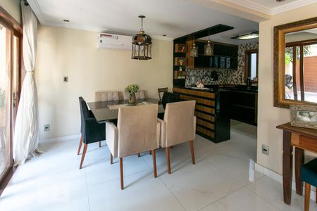 Sala de casa de condomínio à venda com 3 quartos, 120m² em Vargem Pequena, Rio de Janeiro