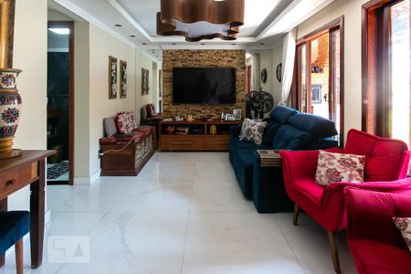 Sala de casa de condomínio à venda com 3 quartos, 120m² em Vargem Pequena, Rio de Janeiro