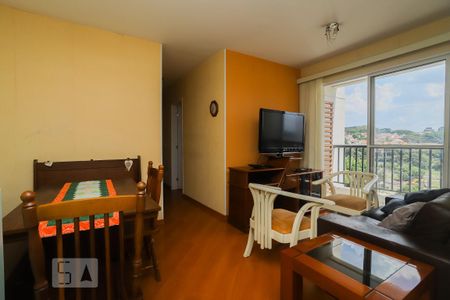 Sala de apartamento para alugar com 2 quartos, 51m² em Vila Anastácio, São Paulo