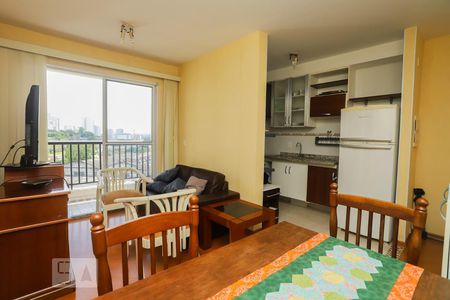 Sala de apartamento para alugar com 2 quartos, 51m² em Vila Anastácio, São Paulo