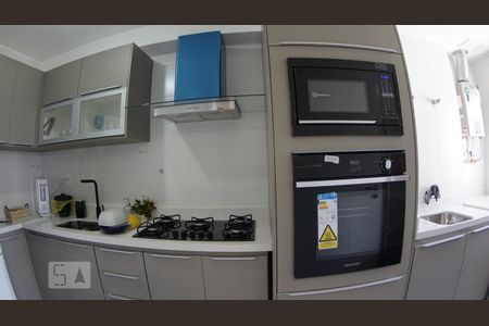 Cozinha e Área de Serviço de apartamento para alugar com 1 quarto, 66m² em Jacarepaguá, Rio de Janeiro