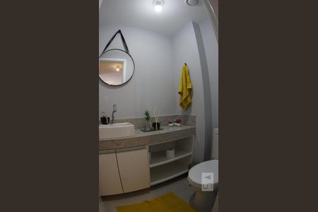 Banheiro Social de apartamento para alugar com 1 quarto, 66m² em Jacarepaguá, Rio de Janeiro