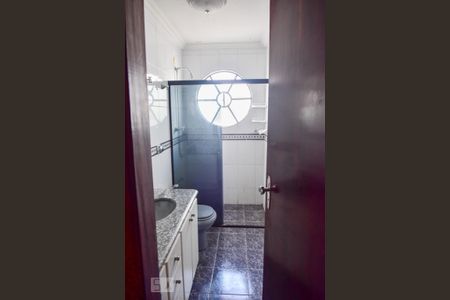 Casa para alugar com 180m², 3 quartos e 2 vagas Casa para alugar com 180m², 3 quartos e 2 vagasBanheiro da Suíte