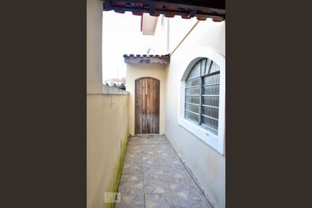 Casa para alugar com 180m², 3 quartos e 2 vagas Casa para alugar com 180m², 3 quartos e 2 vagasAcesso a lavanderia