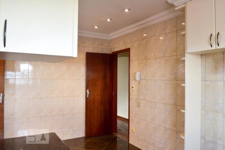 Casa para alugar com 180m², 3 quartos e 2 vagas Casa para alugar com 180m², 3 quartos e 2 vagasCozinha