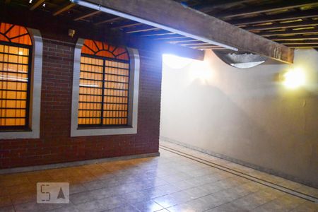 Casa para alugar com 180m², 3 quartos e 2 vagas Casa para alugar com 180m², 3 quartos e 2 vagasGaragem