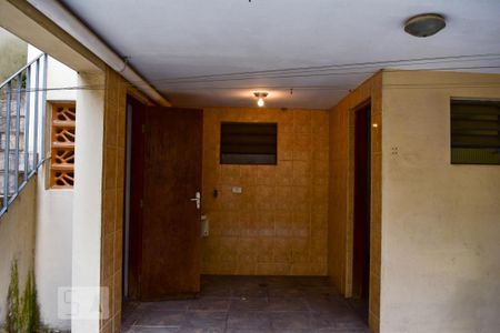 Casa para alugar com 180m², 3 quartos e 2 vagas Casa para alugar com 180m², 3 quartos e 2 vagasLavanderia