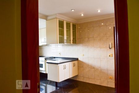 Casa para alugar com 180m², 3 quartos e 2 vagas Casa para alugar com 180m², 3 quartos e 2 vagasCozinha