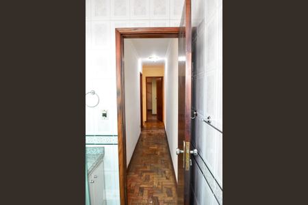 Casa para alugar com 180m², 3 quartos e 2 vagas Casa para alugar com 180m², 3 quartos e 2 vagasBanheiro Social