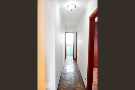 Corredor de casa para alugar com 3 quartos, 180m² em Vila do Castelo, São Paulo