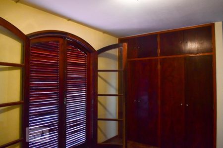 Casa para alugar com 180m², 3 quartos e 2 vagas Casa para alugar com 180m², 3 quartos e 2 vagasQuarto Suite