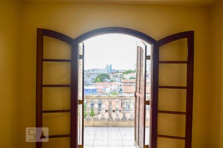 Casa para alugar com 180m², 3 quartos e 2 vagas Casa para alugar com 180m², 3 quartos e 2 vagasQuarto 1