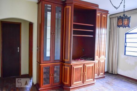Sala 2 de casa para alugar com 3 quartos, 180m² em Vila do Castelo, São Paulo
