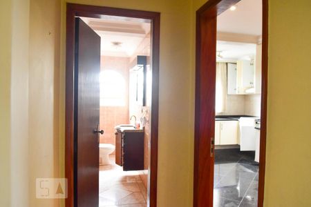 Casa para alugar com 180m², 3 quartos e 2 vagas Casa para alugar com 180m², 3 quartos e 2 vagasLavabo