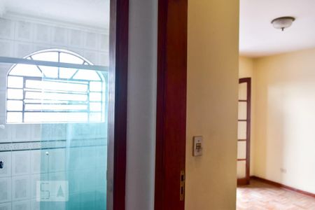 Casa para alugar com 180m², 3 quartos e 2 vagas Casa para alugar com 180m², 3 quartos e 2 vagasBanheiro Social