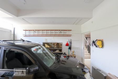 Casa à venda com 116m², 3 quartos e 2 vagas Casa à venda com 116m², 3 quartos e 2 vagasGaragem