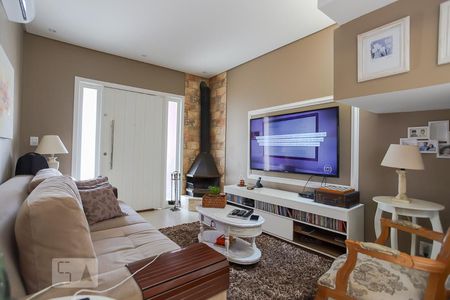 Sala de casa à venda com 3 quartos, 116m² em Jardim Itu Sabará, Porto Alegre