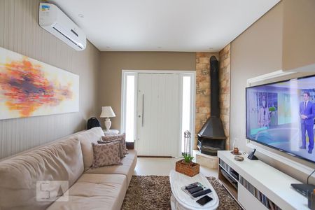 Sala de casa à venda com 3 quartos, 116m² em Jardim Itu Sabará, Porto Alegre
