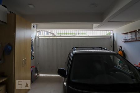 Casa à venda com 116m², 3 quartos e 2 vagas Casa à venda com 116m², 3 quartos e 2 vagasGaragem
