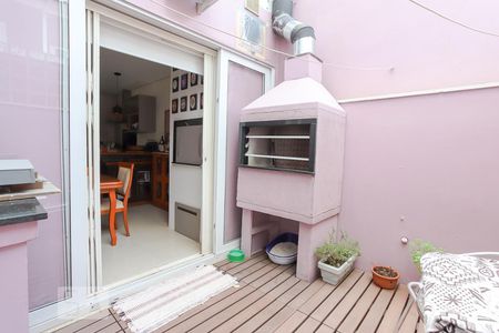 Área Externa de casa à venda com 3 quartos, 116m² em Jardim Itu Sabará, Porto Alegre