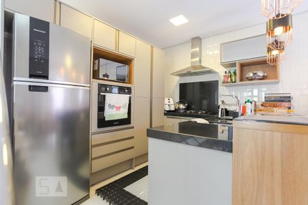 Casa à venda com 116m², 3 quartos e 2 vagas Casa à venda com 116m², 3 quartos e 2 vagasCozinha