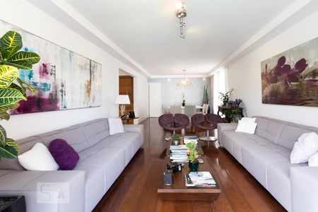 Sala de apartamento para alugar com 3 quartos, 187m² em Indianópolis, São Paulo