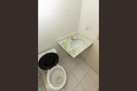 Apartamento à venda com 52m², 2 quartos e 1 vaga Apartamento à venda com 52m², 2 quartos e 1 vagaBanheiro
