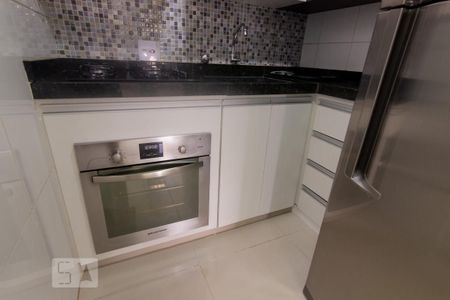 Apartamento à venda com 62m², 2 quartos e 1 vagaCozinha