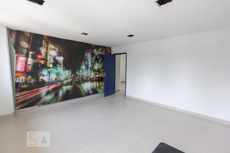 Casa para alugar com 280m², 4 quartos e 3 vagas Casa para alugar com 280m², 4 quartos e 3 vagasQuarto