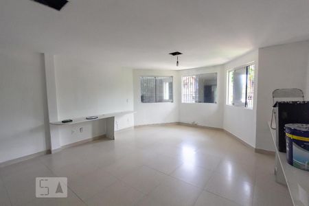 Casa para alugar com 280m², 4 quartos e 3 vagas Casa para alugar com 280m², 4 quartos e 3 vagasQuarto 3