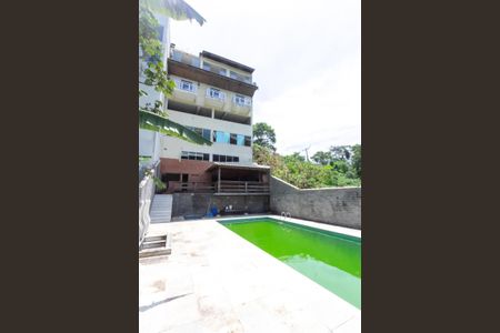 Casa para alugar com 280m², 4 quartos e 3 vagas Casa para alugar com 280m², 4 quartos e 3 vagasÁrea comum - Piscina