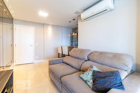 Sala de apartamento para alugar com 2 quartos, 66m² em Socorro, São Paulo
