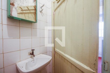 Casa à venda com 409m², 3 quartos e 5 vagasBanheiro de Serviço