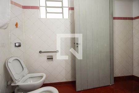 Casa à venda com 409m², 3 quartos e 5 vagasBanheiro 