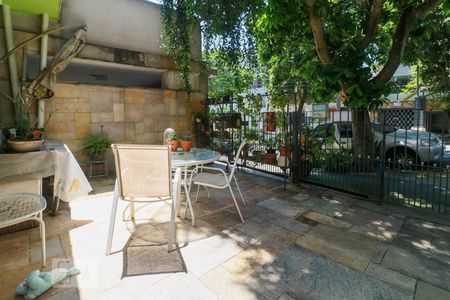 Casa à venda com 120m², 3 quartos e 2 vagas Casa à venda com 120m², 3 quartos e 2 vagasGaragem