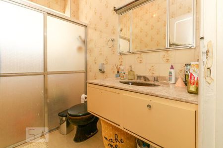 Casa à venda com 120m², 3 quartos e 2 vagas Casa à venda com 120m², 3 quartos e 2 vagasBanheiro