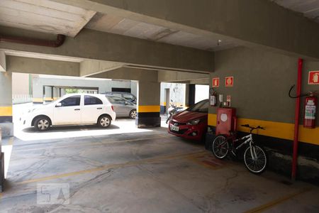 Apartamento para alugar com 57m², 2 quartos e 1 vagaÁrea comum - vagas