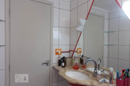Apartamento para alugar com 57m², 2 quartos e 1 vagaBanheiro