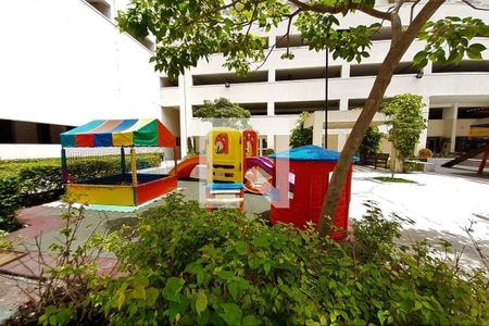 Apartamento à venda com 54m², 2 quartos e 1 vagaÁrea comum - Playground